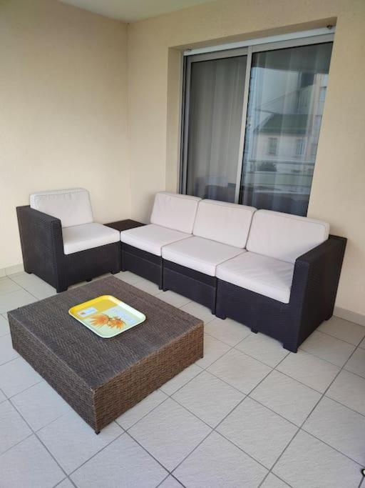 Appartement 2 Pieces Avec Une Grande Terrasse, 3 Etoiles, Wifi, Box Pour Vehicule Et Velos Les Sables-dʼOlonne Eksteriør bilde