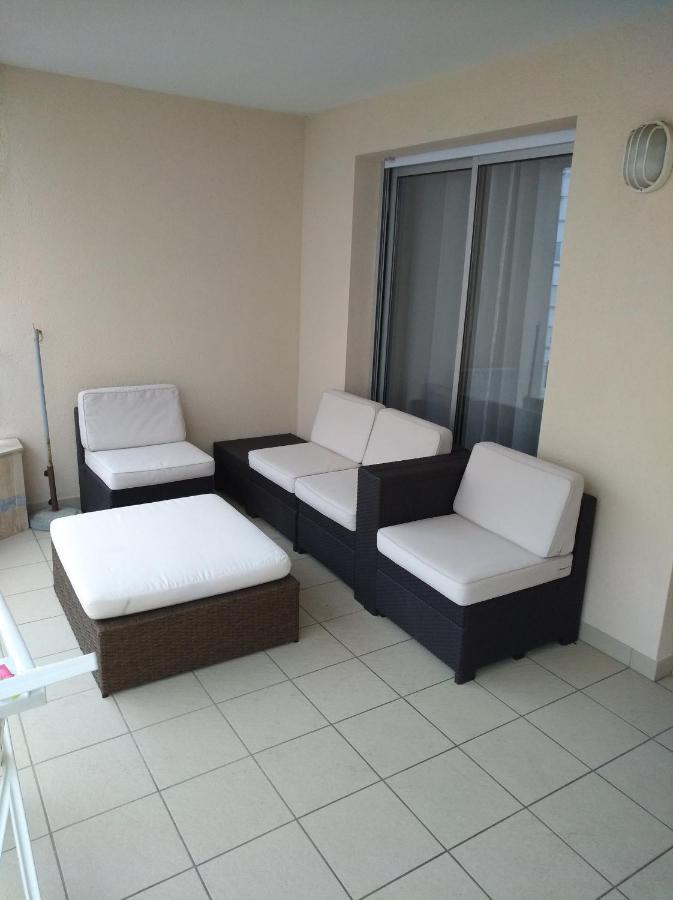 Appartement 2 Pieces Avec Une Grande Terrasse, 3 Etoiles, Wifi, Box Pour Vehicule Et Velos Les Sables-dʼOlonne Eksteriør bilde