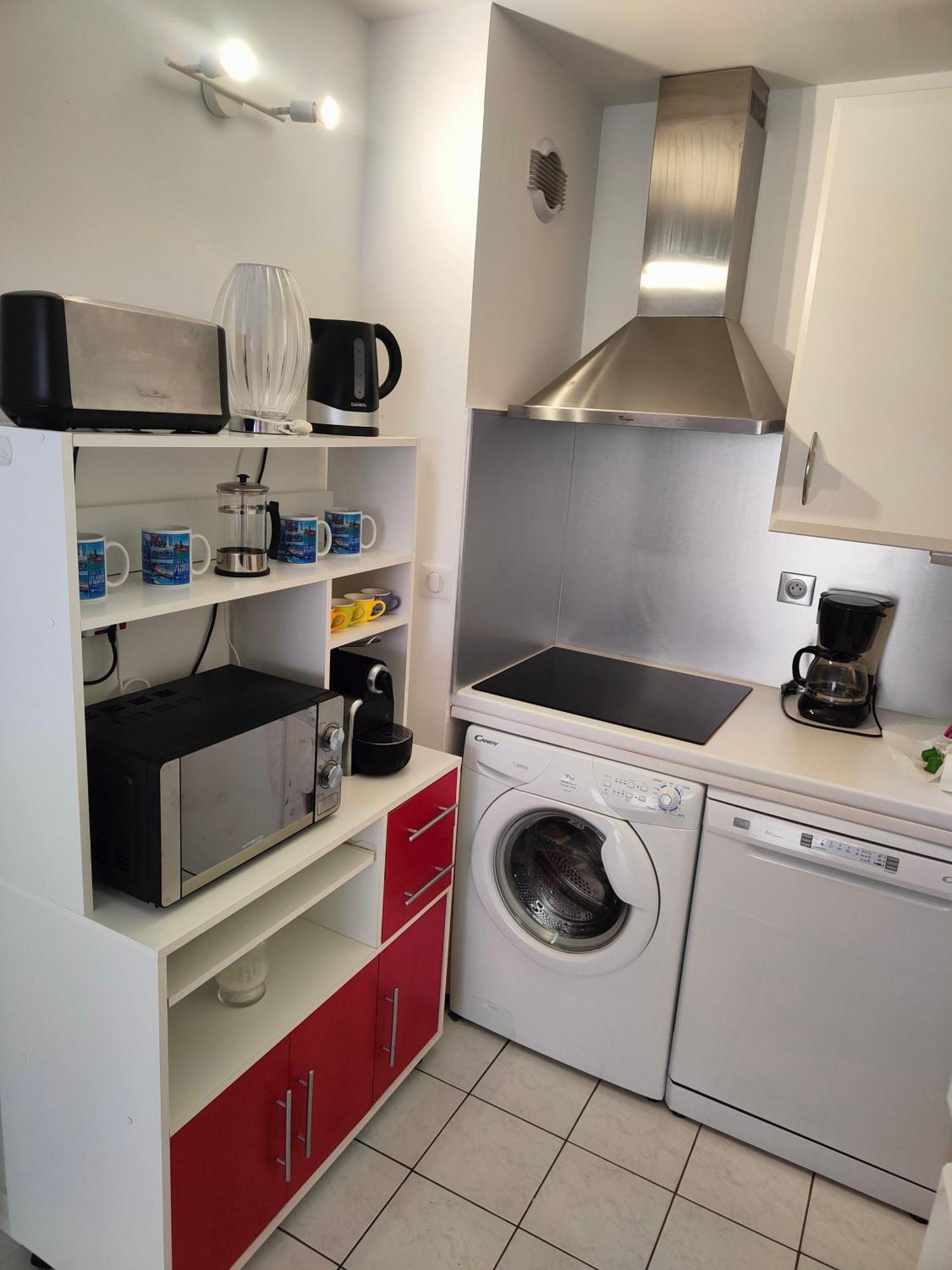 Appartement 2 Pieces Avec Une Grande Terrasse, 3 Etoiles, Wifi, Box Pour Vehicule Et Velos Les Sables-dʼOlonne Eksteriør bilde